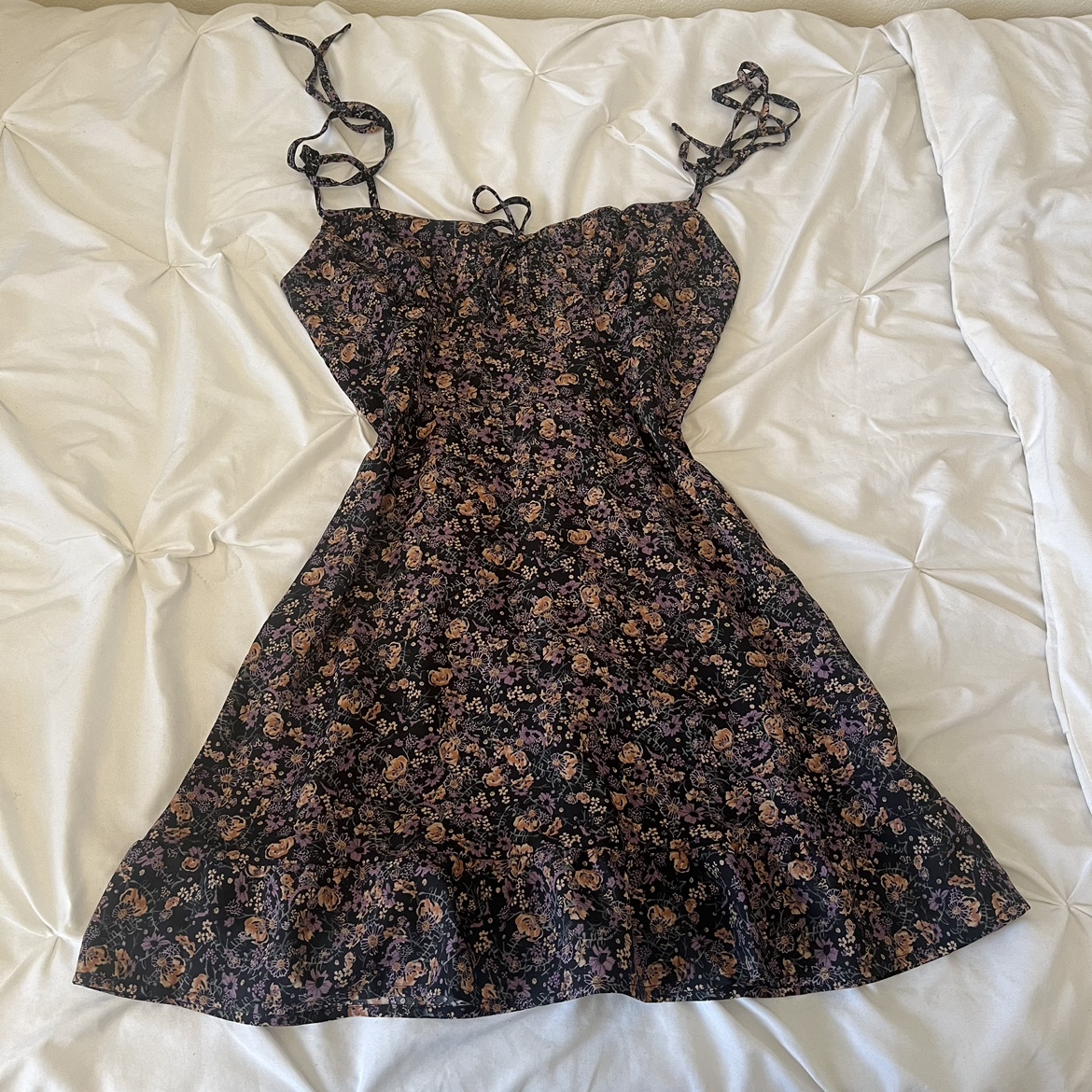 Floral dress thumbnail