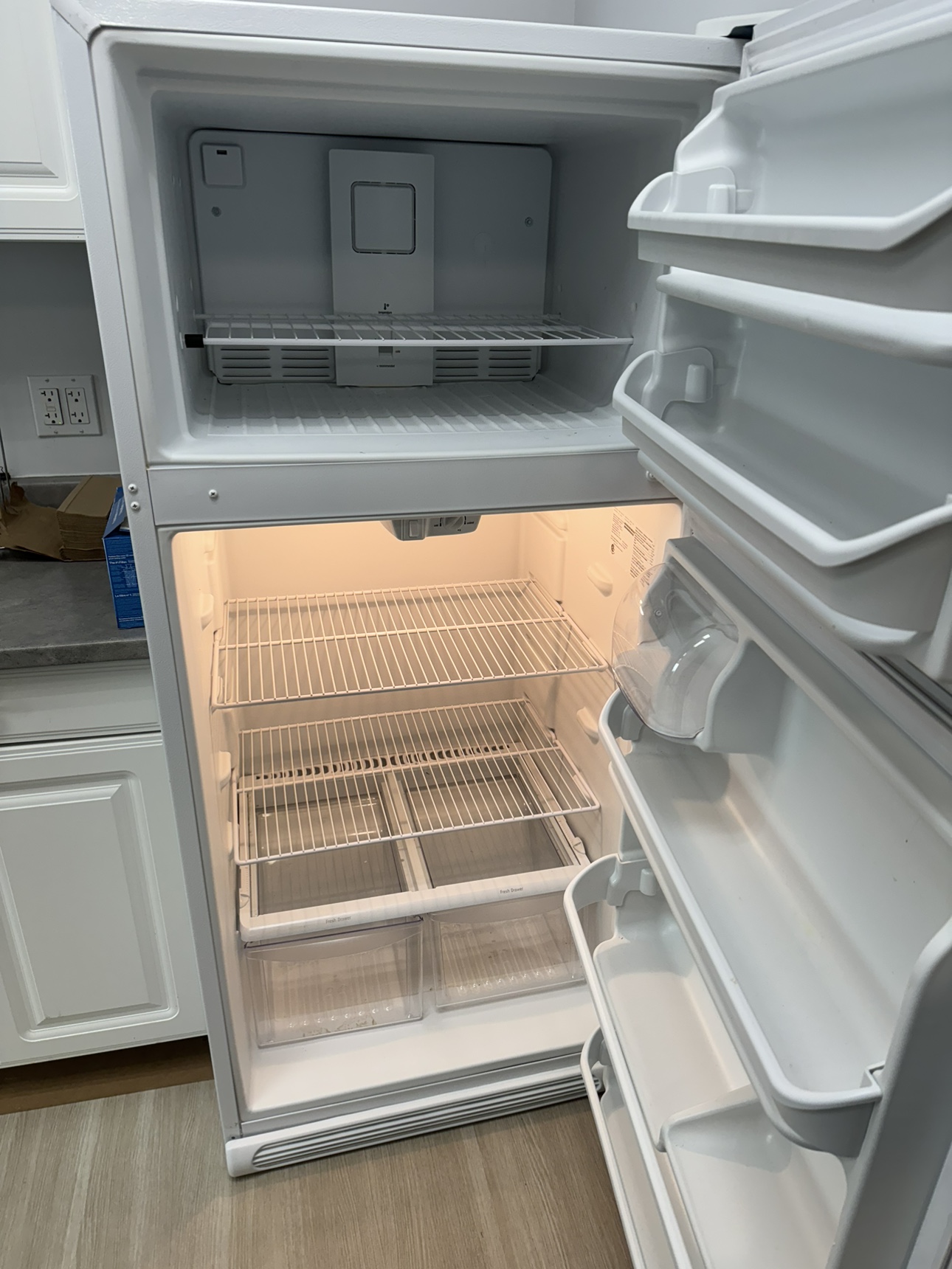 Gently Used Refrigerator - photo 2