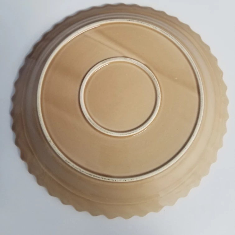 Ceramic Serving Pie Plate, Scalloped Home Decor image indicator(5)