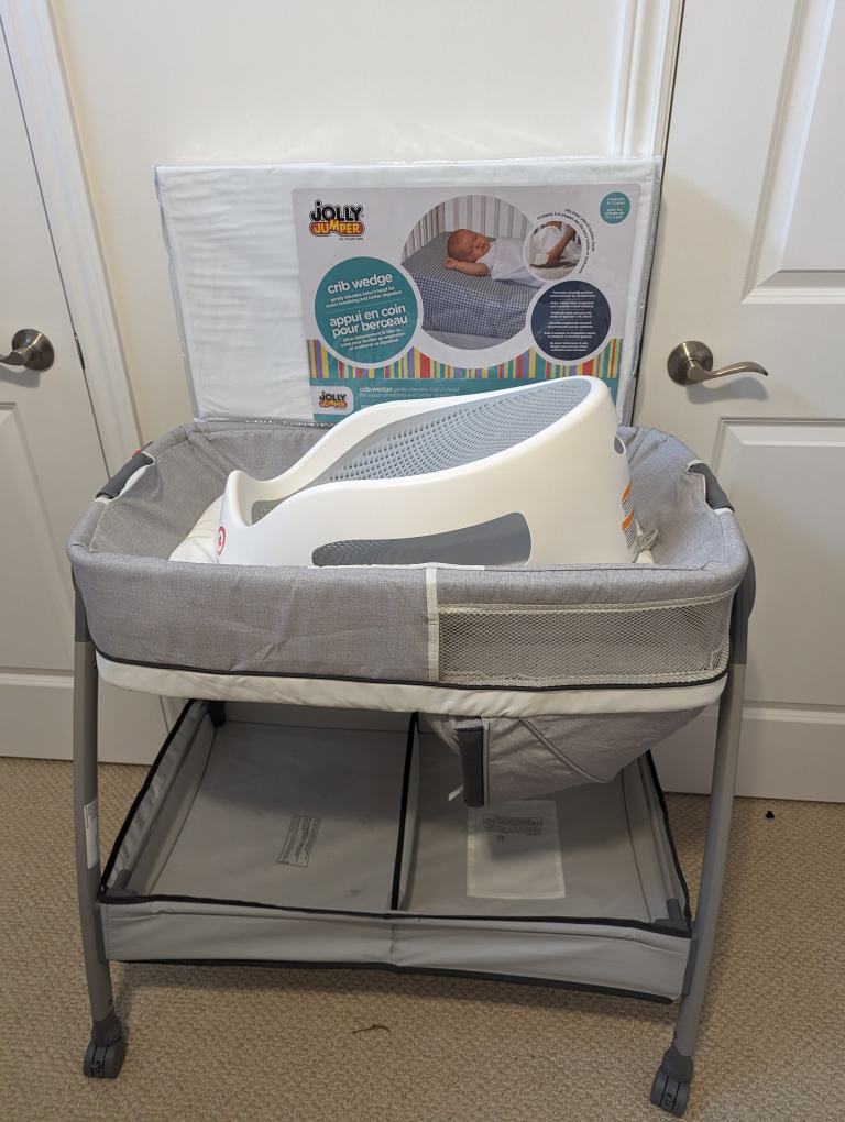 Graco Dream Suite and bath support and wedge pillow