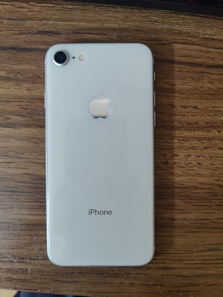 iPhone 8 64gb - photo 2
