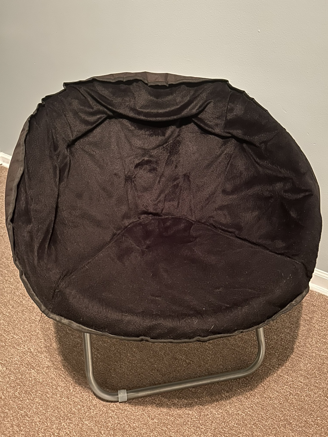 Folding fur chair