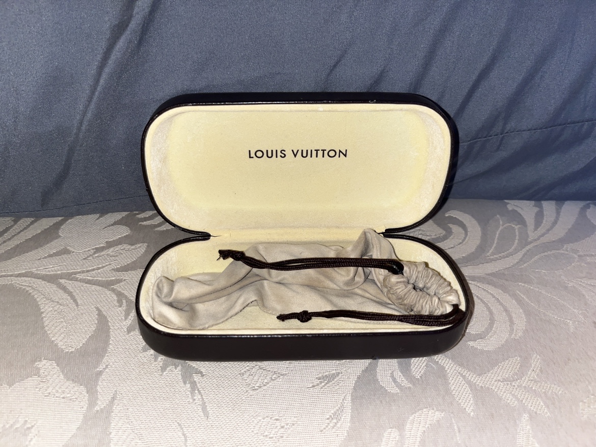 LOUIS VUITTON SUNGLASSES CASE