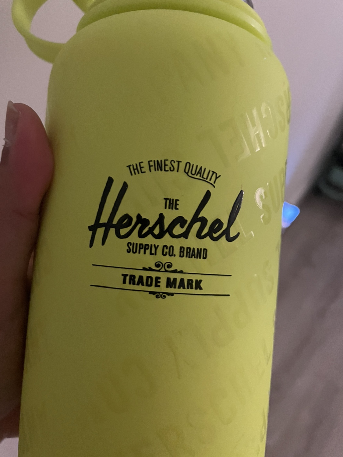 Herschel Insulated tumbler - LIKE NEW - 32oz thumbnail