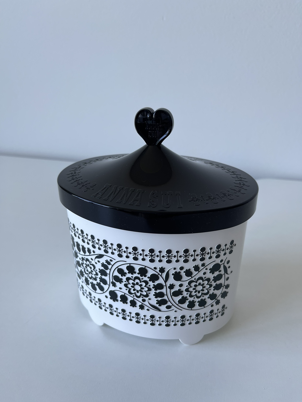 Anna Sui little storage box thumbnail