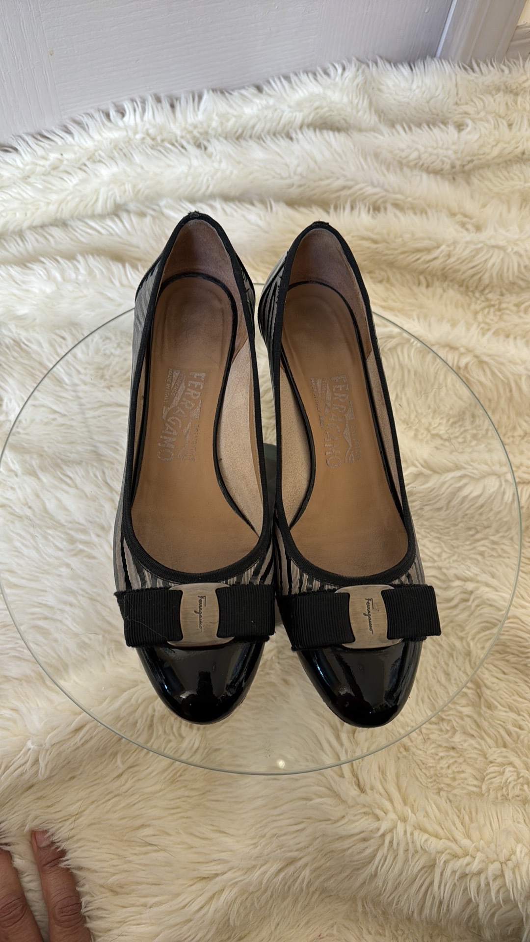 Salvatore Ferragamo Bow Block Heel Pumps - photo 2