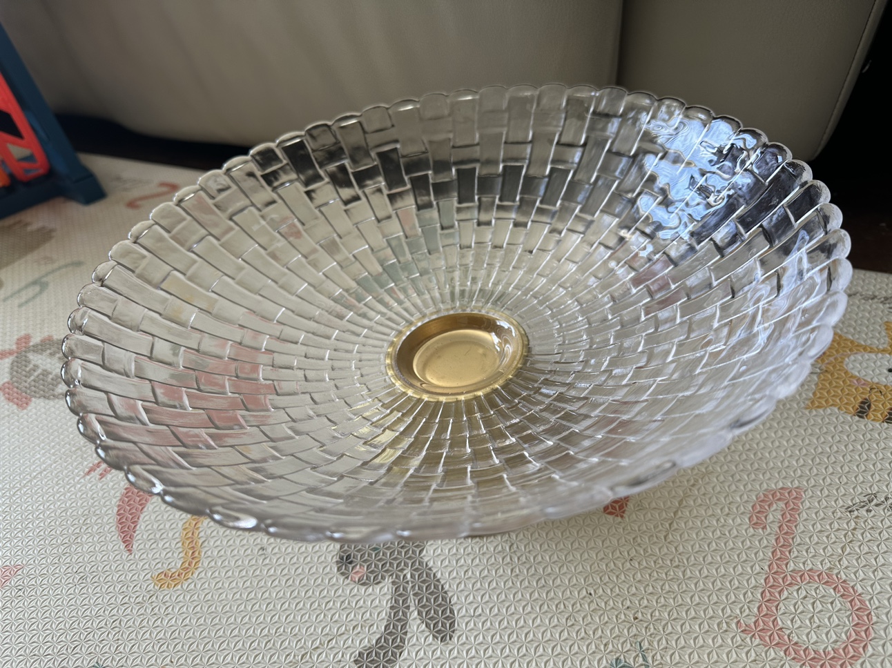 Glass and metal fruit holder - photo 2