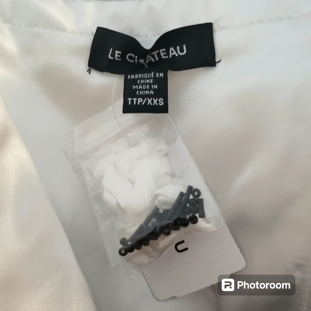 ♠️ BRAND NEW ♠️ Le Château Dress 👗 image indicator(4)