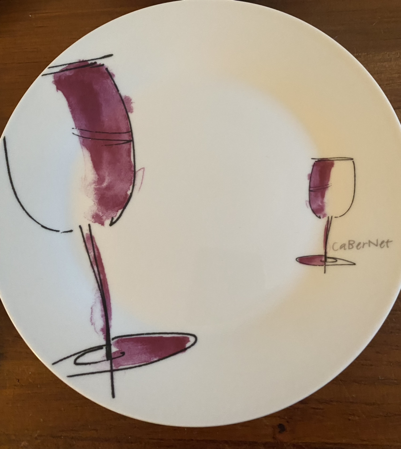 Cocktail party plates, set of 6. Like new image indicator(7)