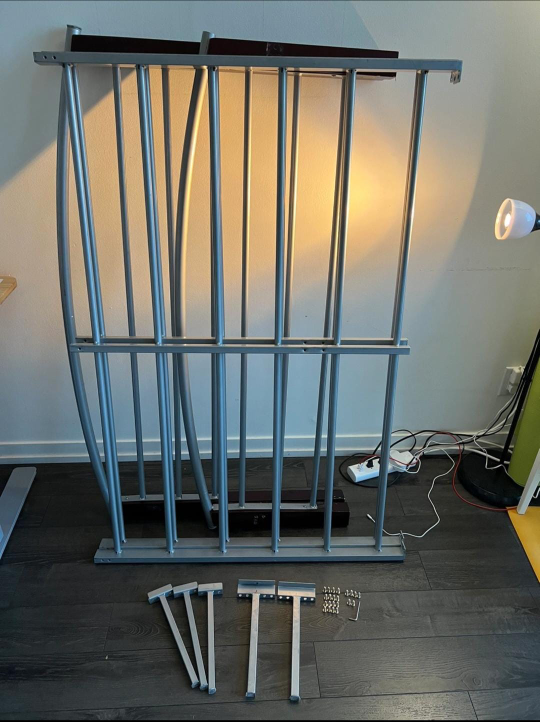 full bed frame - photo 2