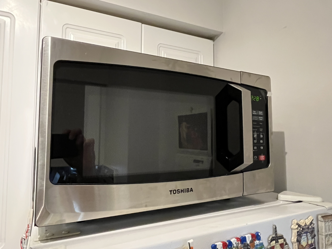 Toshiba microwave (50))