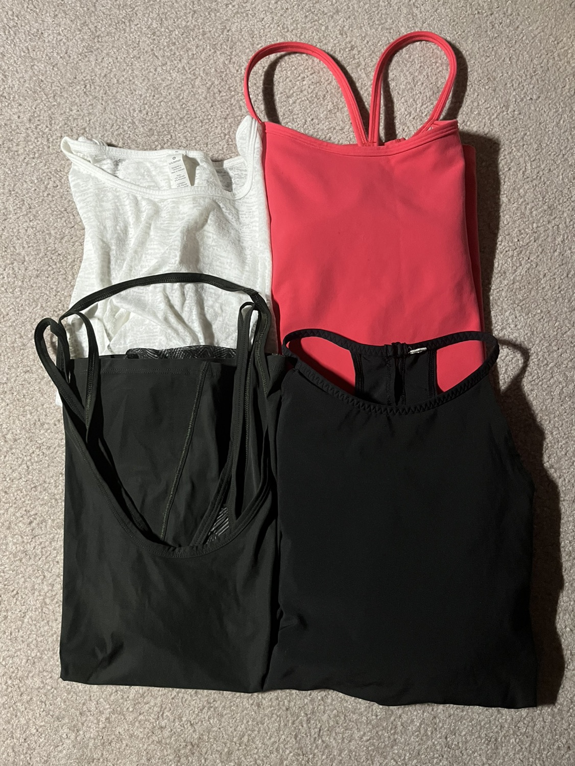 Lululemon Tank Tops Size 10 thumbnail