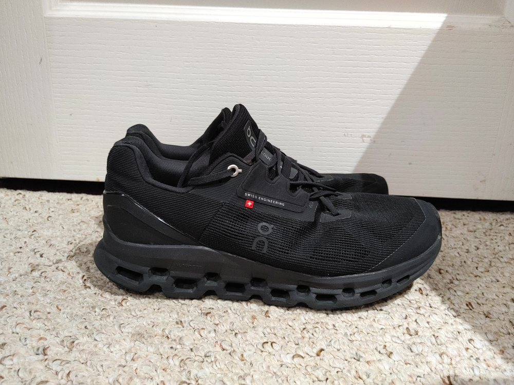 on cloud shoes size