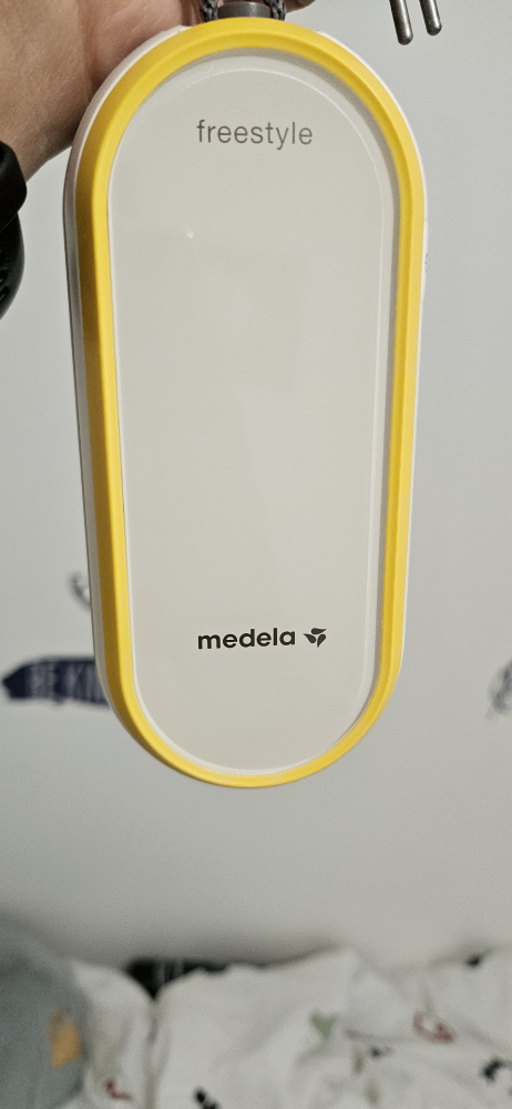 hands-free breastpump - photo 3