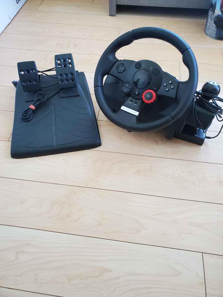 Logitech Driving Force GT Racing Wheel thumbnail