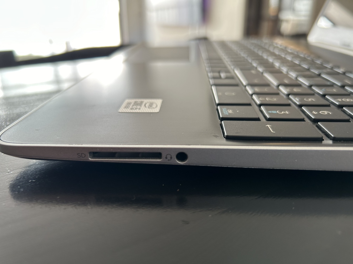 Hp 15 inch laptop image indicator(8)