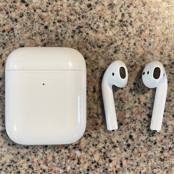 AirPods 2nd Gen