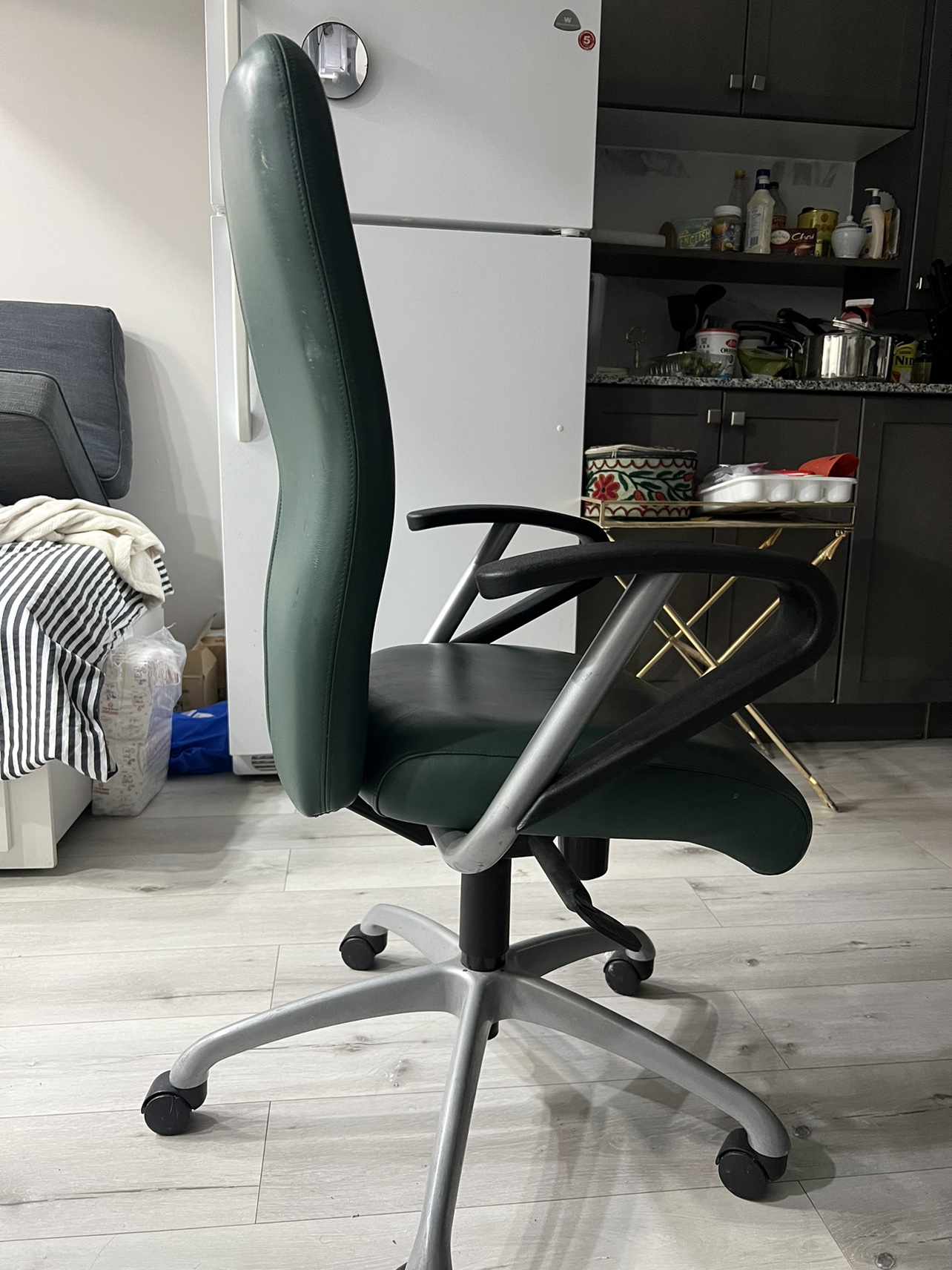 Chair - photo 3