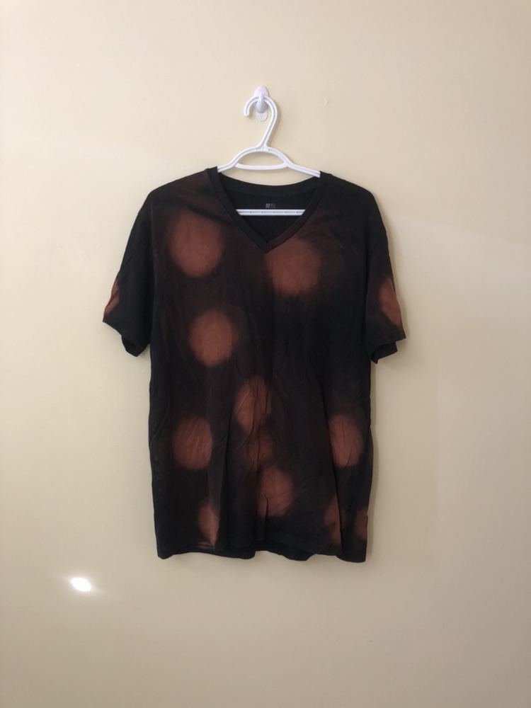 Bleach dye tshirt