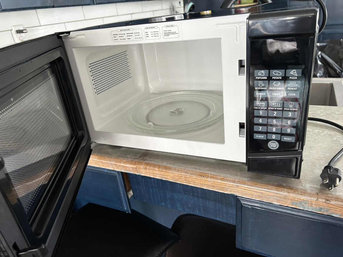 microwave - photo 2