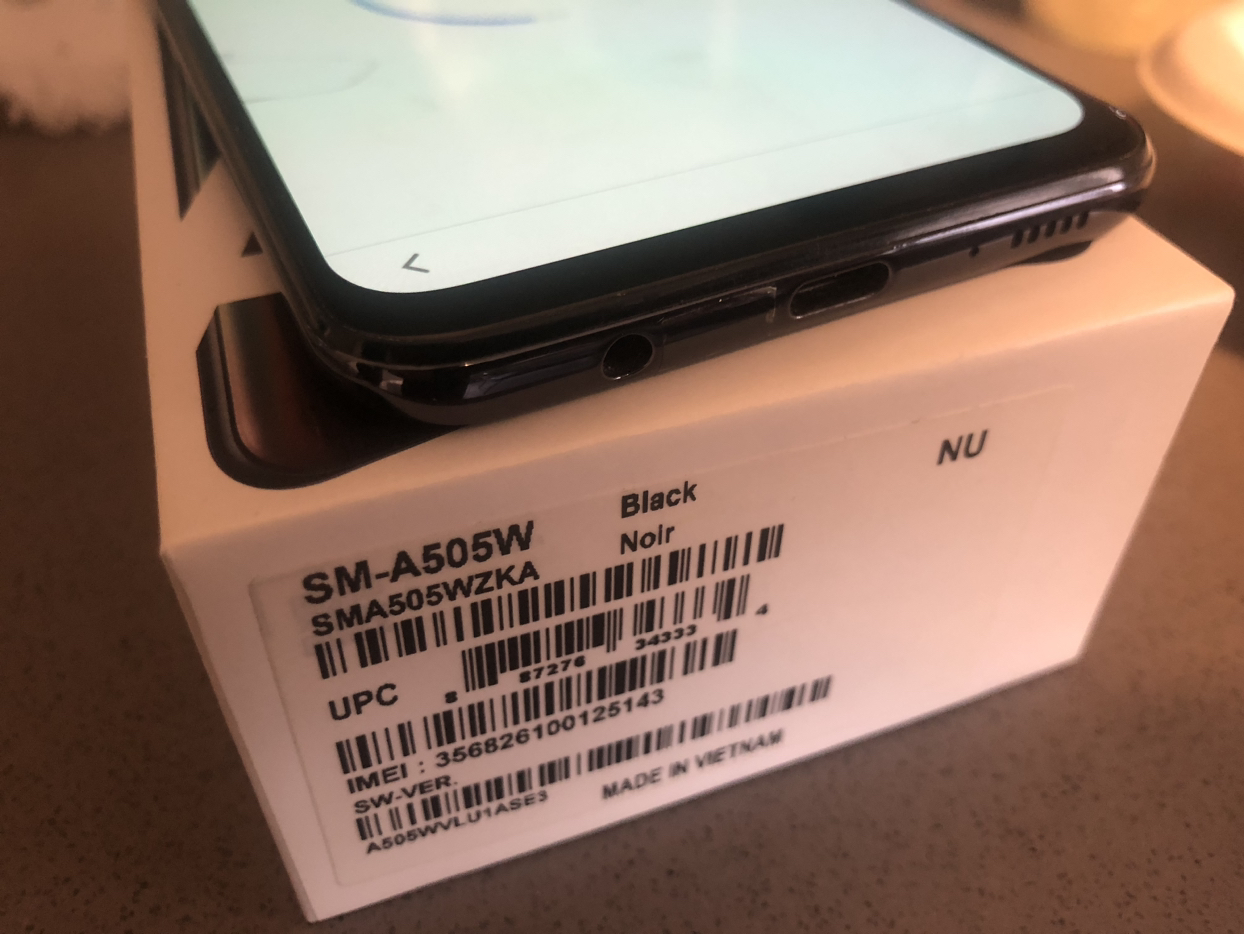 Samsung A50 with box- Unlocked - photo 3