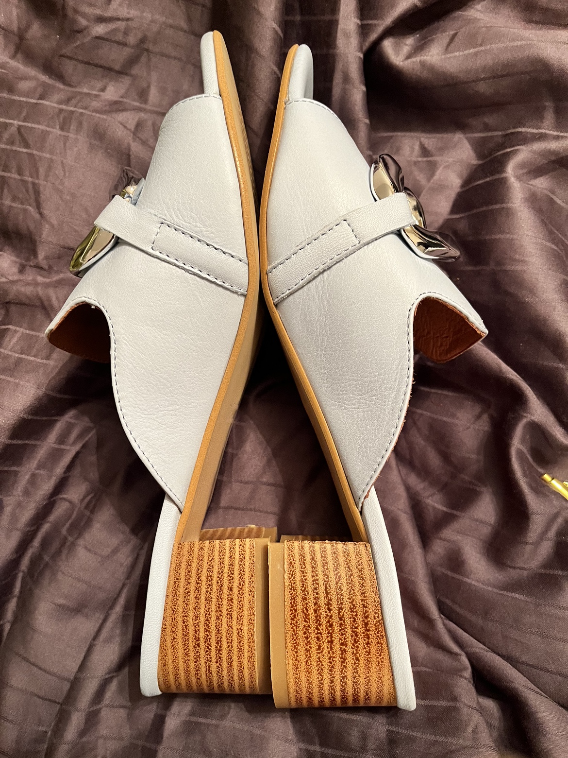 Elegant summer sandals image indicator(3)