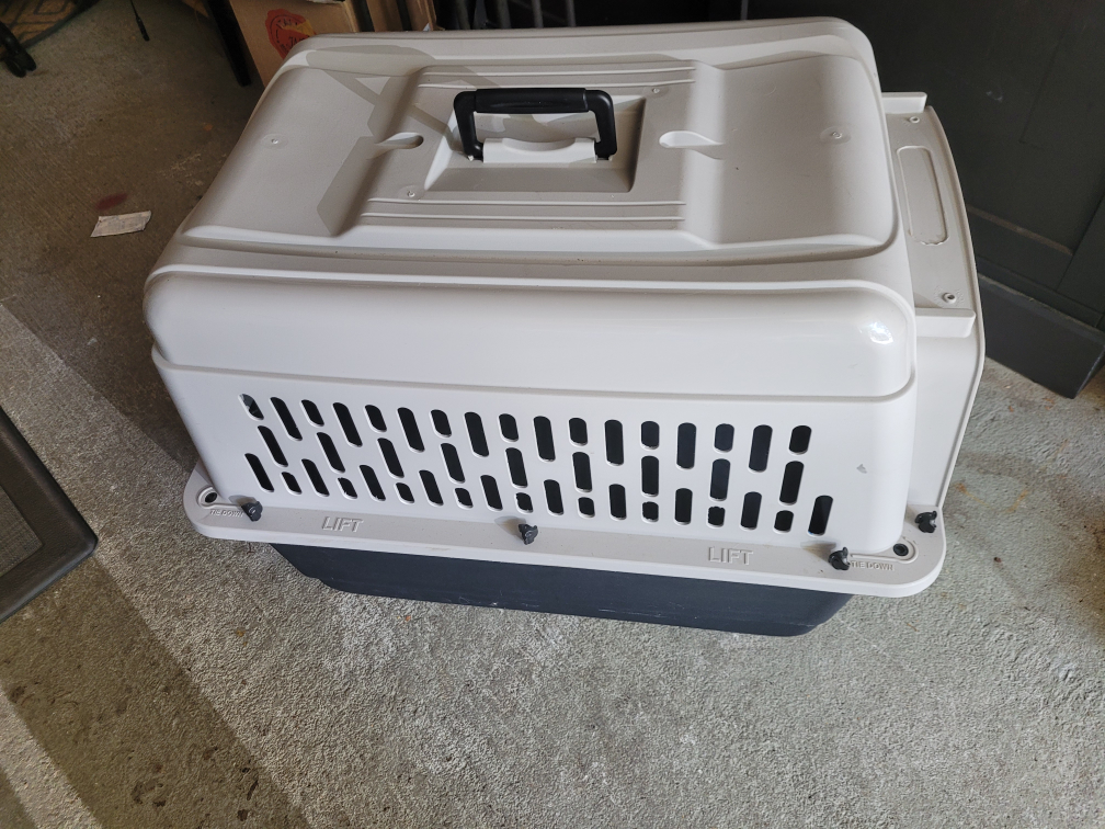 Cat /small dog carrier thumbnail