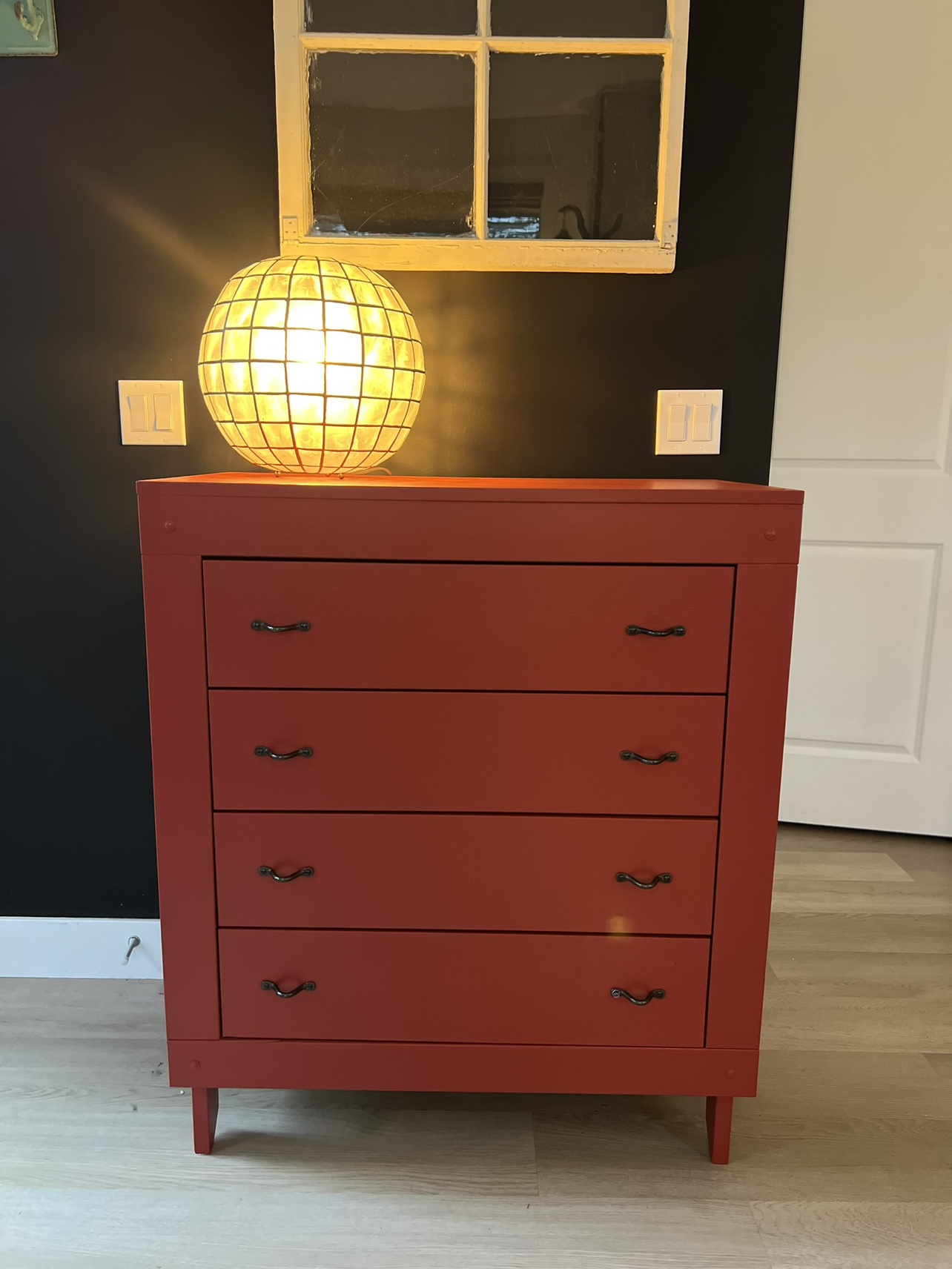 Solid Dresser/Sidebar