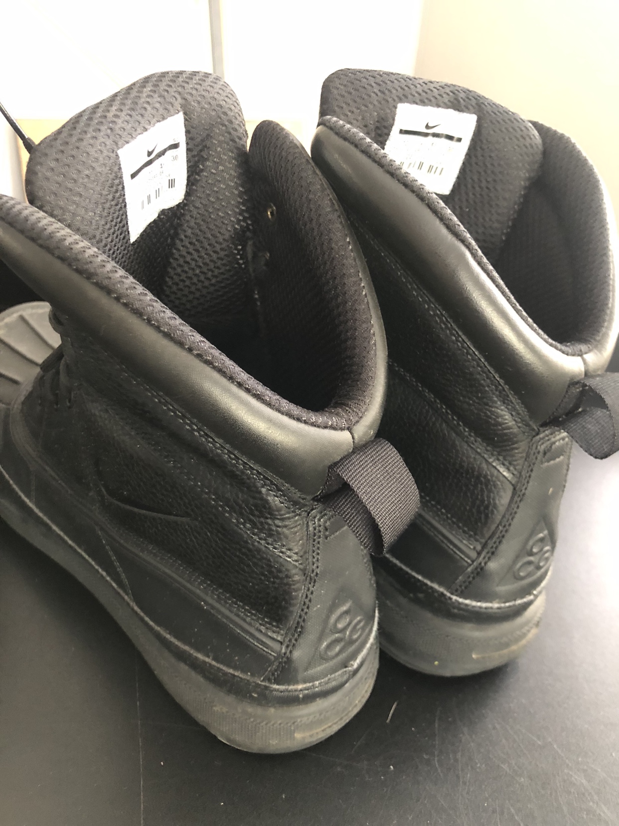 Size 12 - Nike boots and Converse mid tops - photo 5
