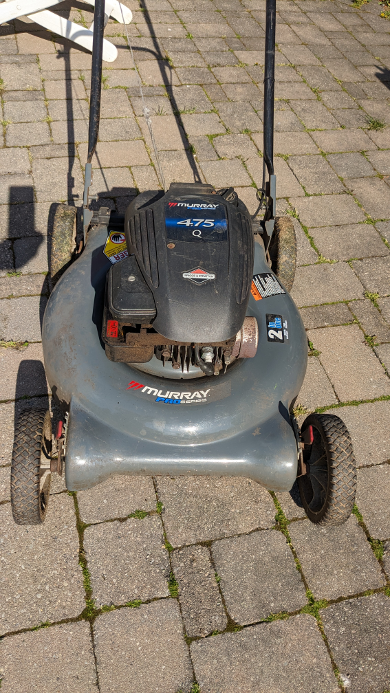 Murray 21" lawn mower with 4.75 HP Briggs and Stratton Gas Motor - photo 2