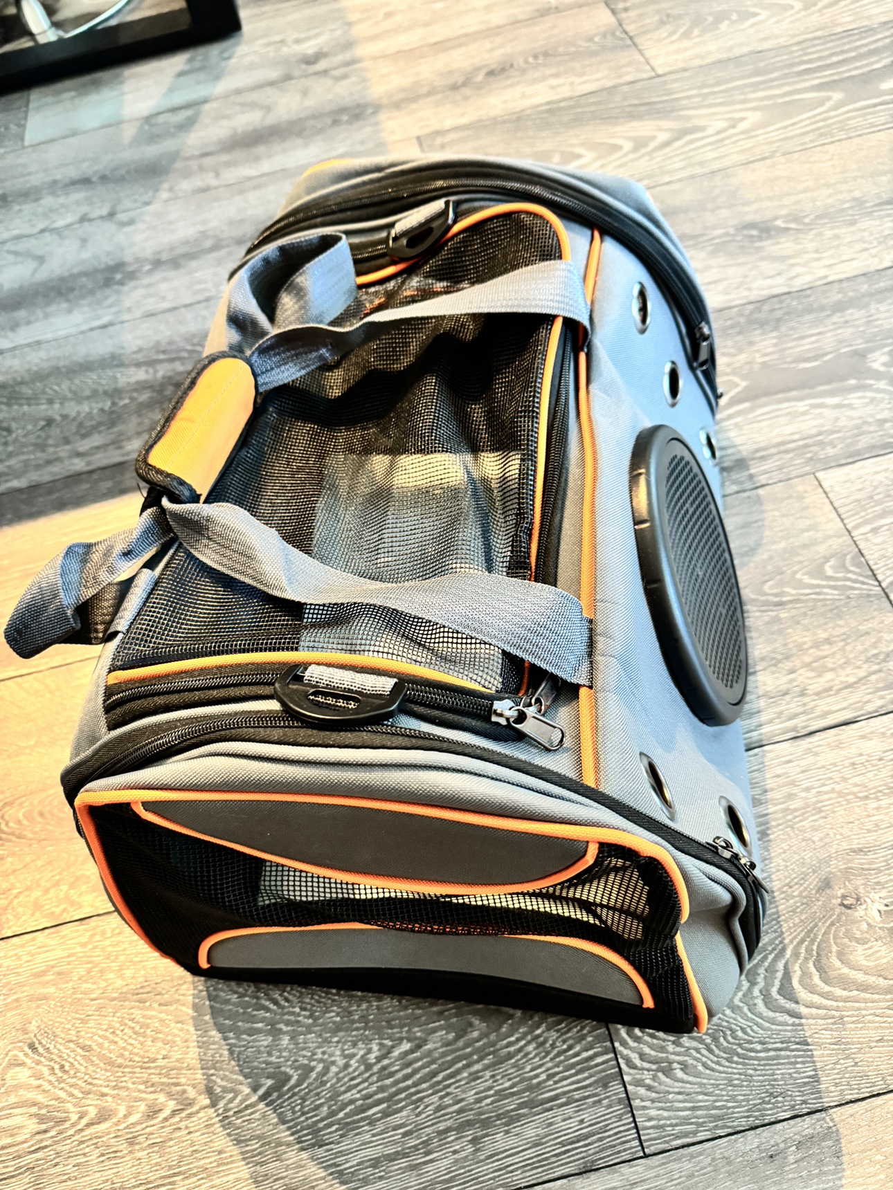 Cat carrier Size M 47*28*26 image indicator(4)