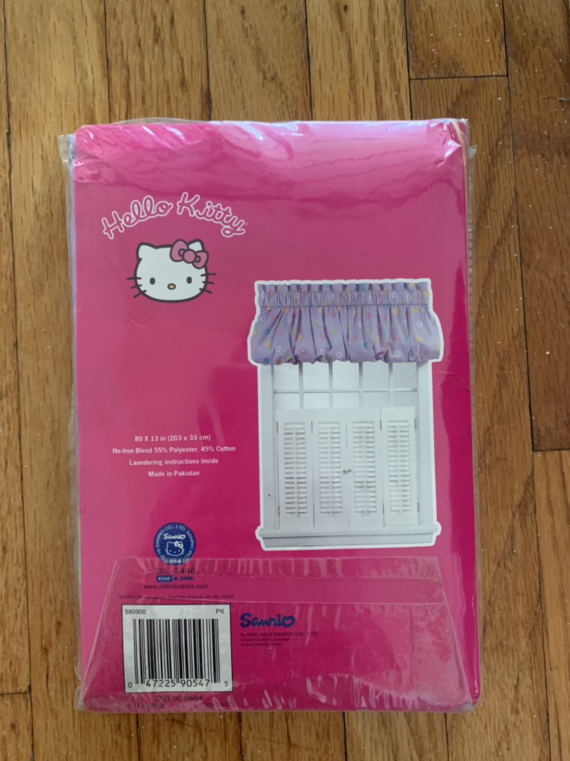 Hello kitty top curtain image indicator(2)