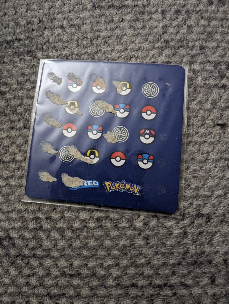 Oreo x Pokemon Special Edition Photo Card - Piplup #393 image indicator(2)
