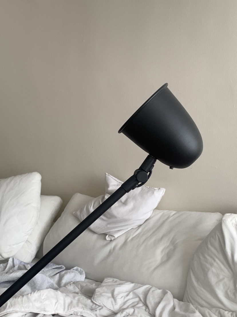 Adjustable floor reading lamp with a bulb - photo 4