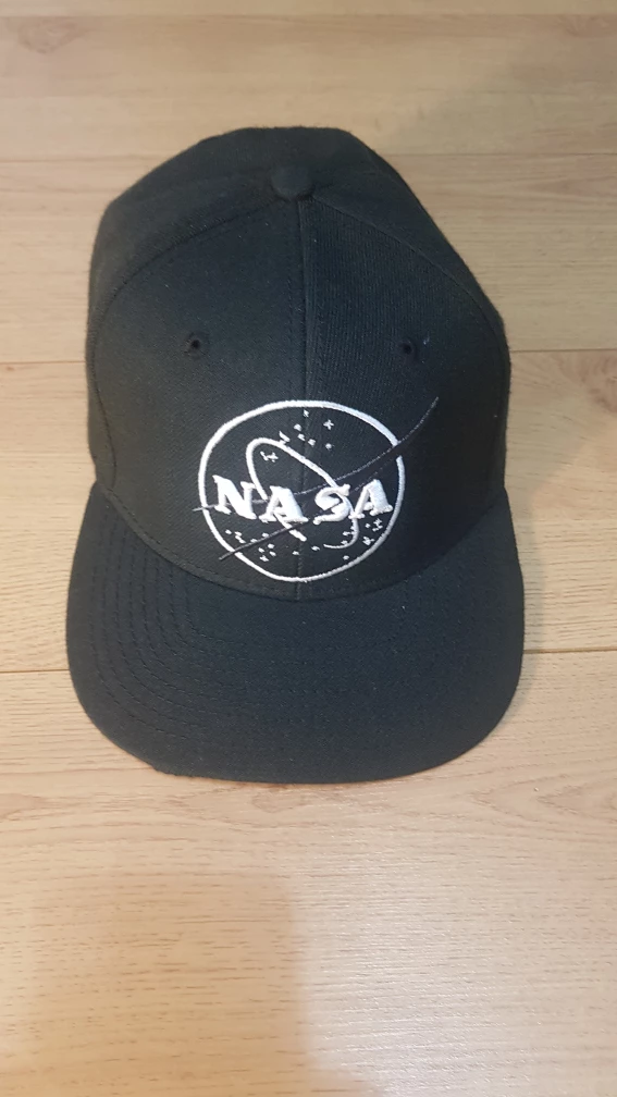 hat - photo 2