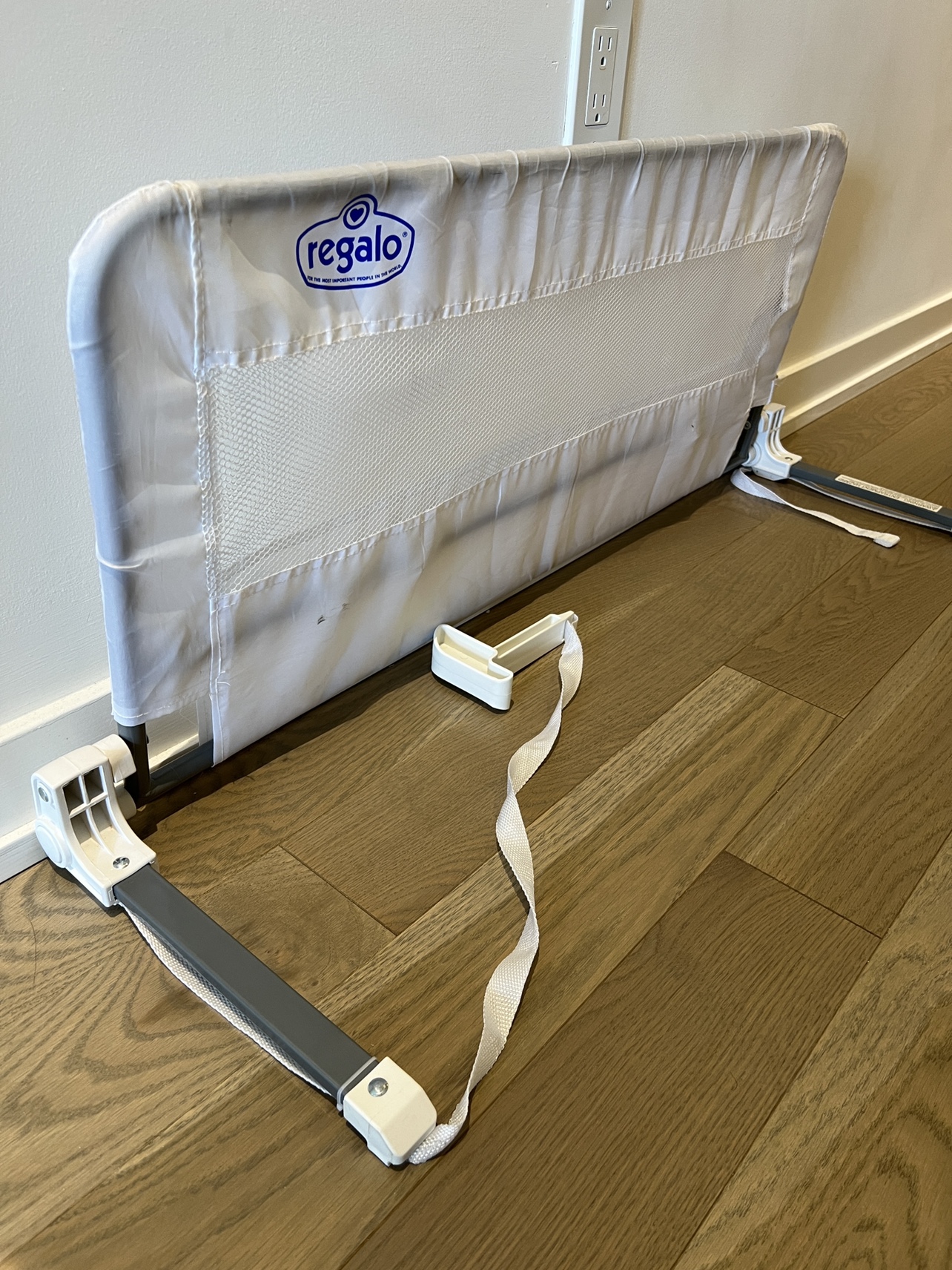 Regalo toddler bed rail - photo 2