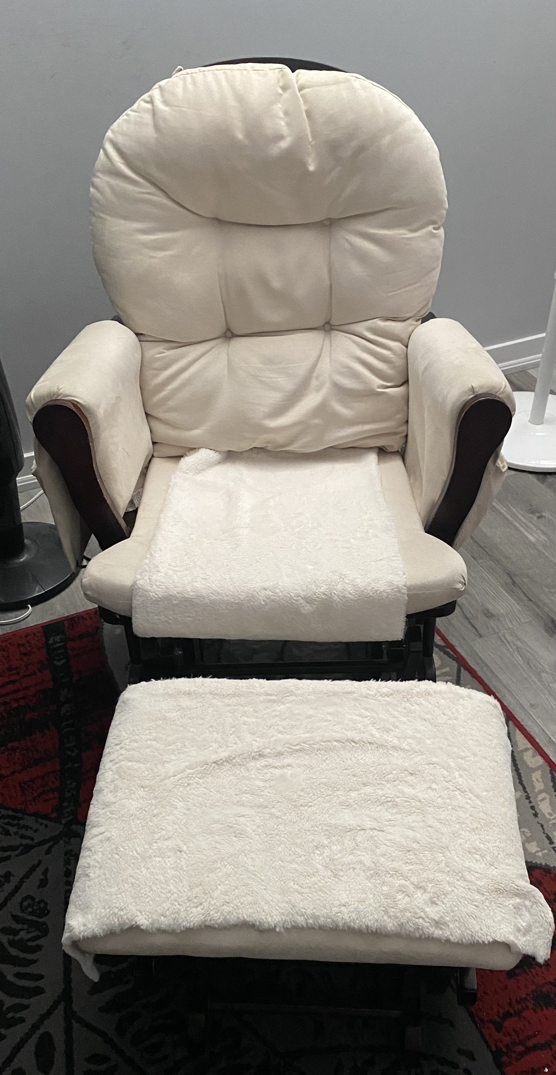 Rocking chair with ottoman