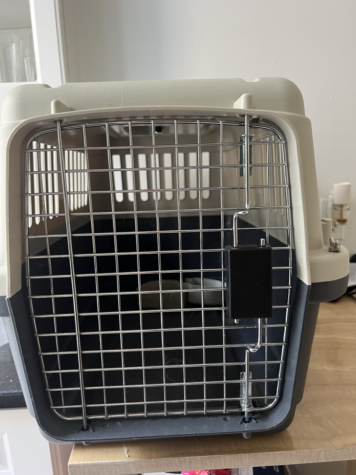 TSA approved hard small kennel - photo 2