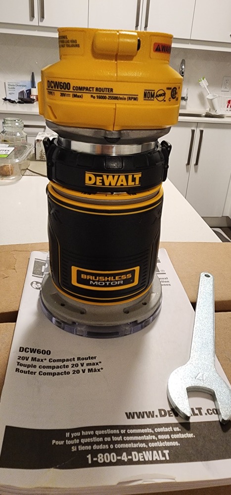 DEWALT 20V Max XR Cordless Router thumbnail