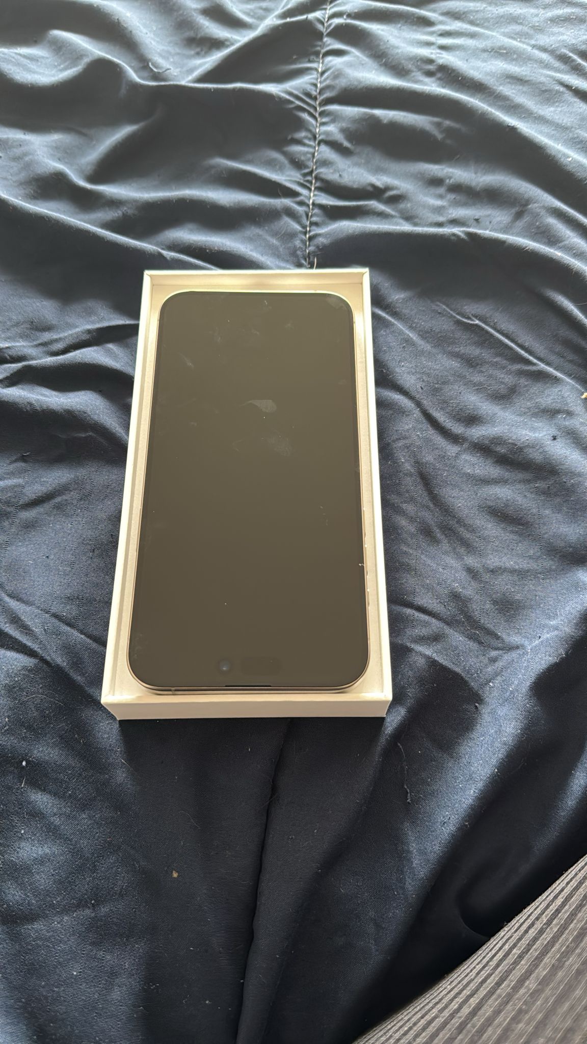IPHONE 15 PRO MAX 256 MINT CONDITION NATURAL TITANIUM - photo 2