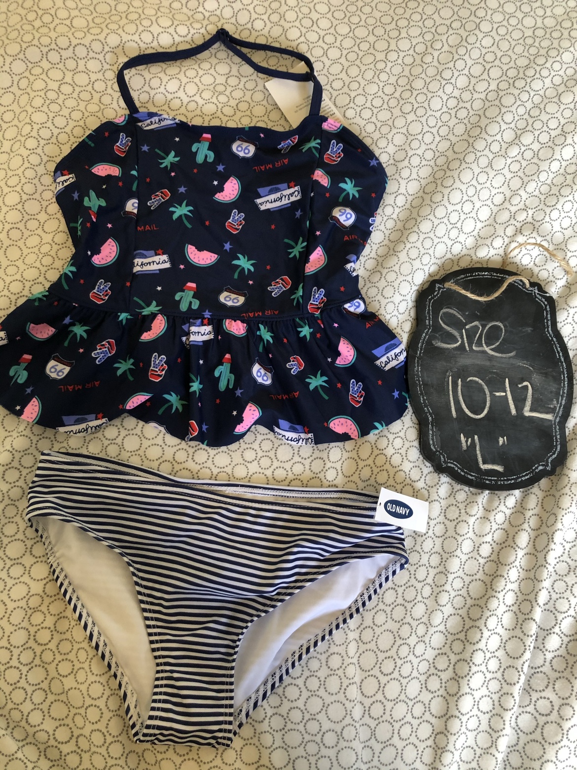 🥕Girls 2 piece fruit tankini swim wear set - 10-12  NWT image indicator(2)