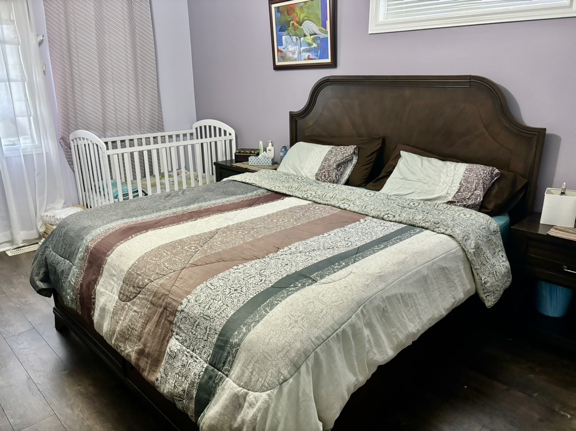 Kind size Bed room set ( 6 pieces)