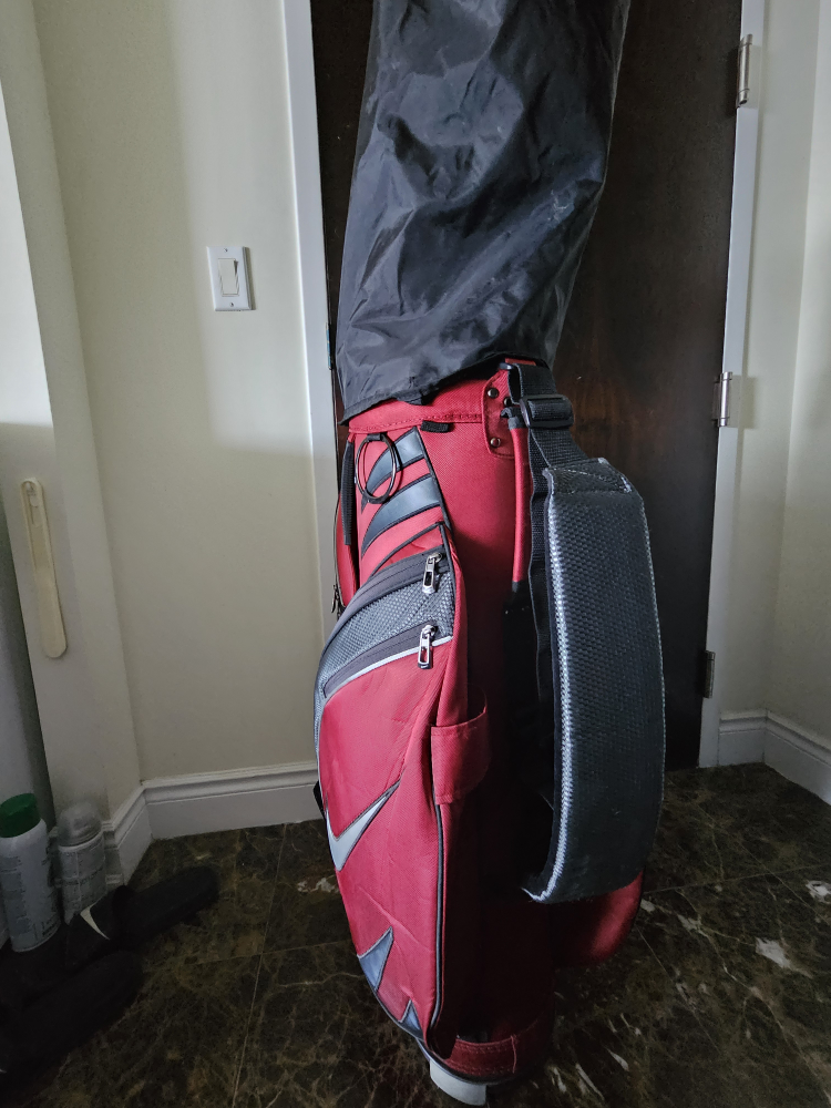 Free Golf Bag - photo 2