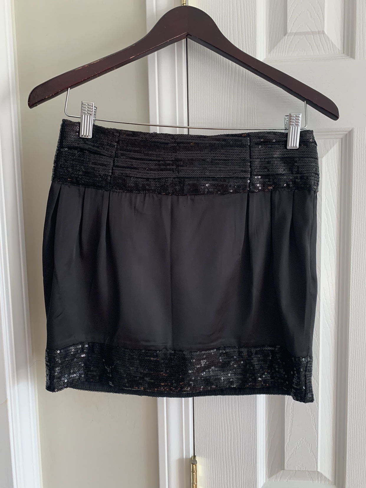 Skirt thumbnail