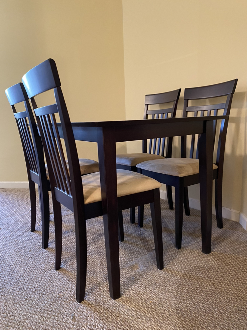 Monarch wood table & chairs #freecycle thumbnail