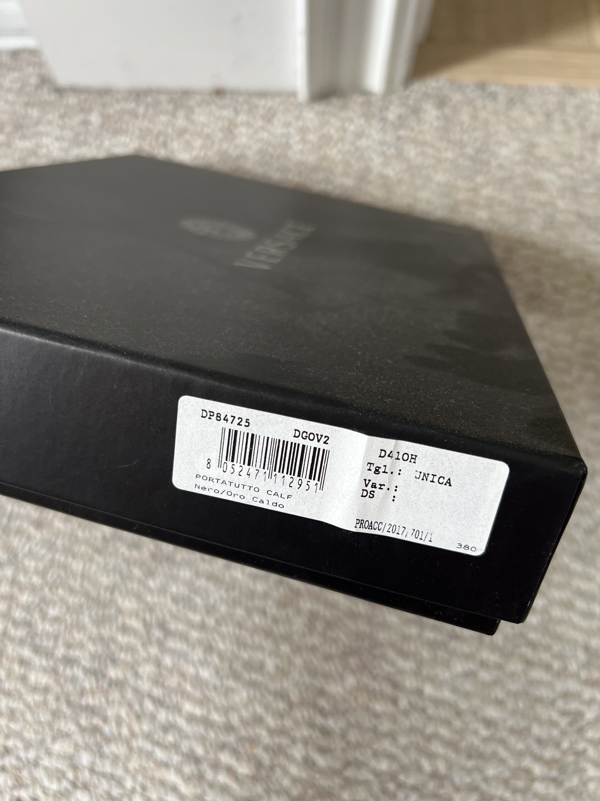 Versace Calf Leather small pouch/purse/handbag image indicator(8)