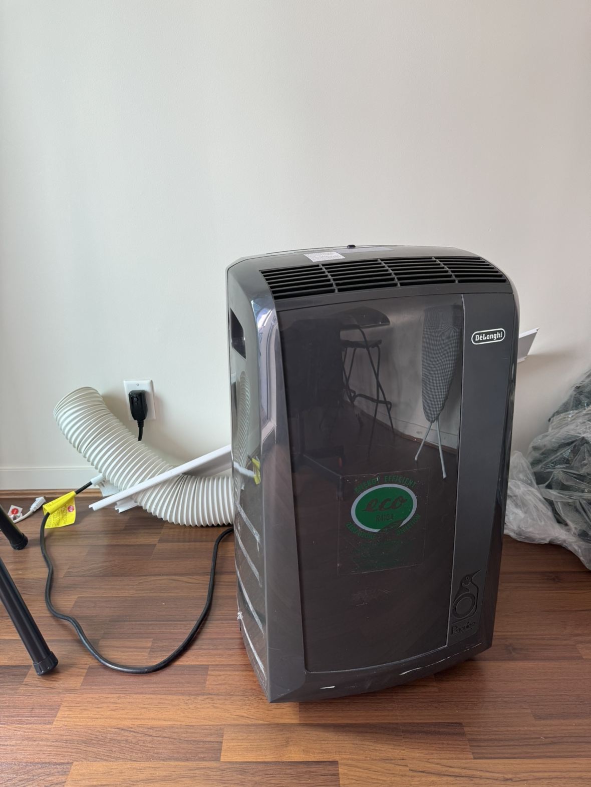 Portable AC thumbnail
