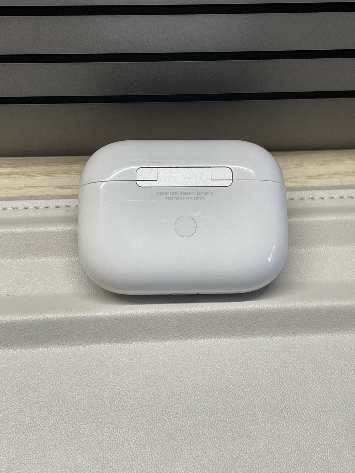Apple AirPod Pro Gen 1 - photo 3