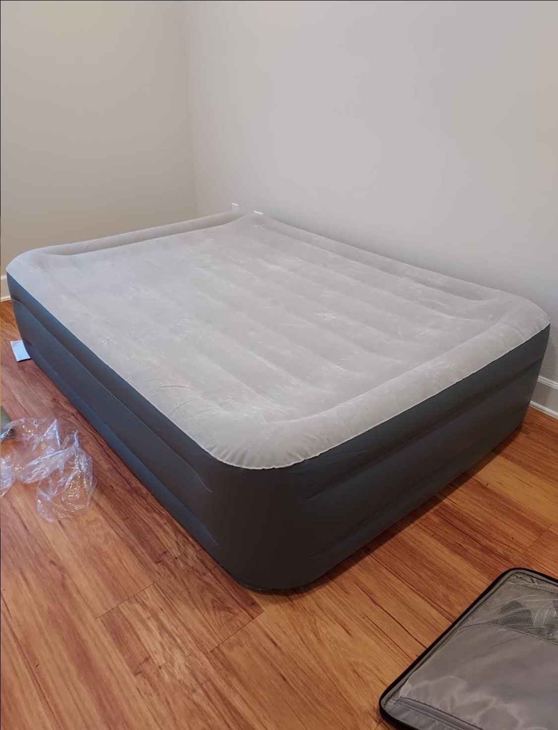 Queen size air mattress