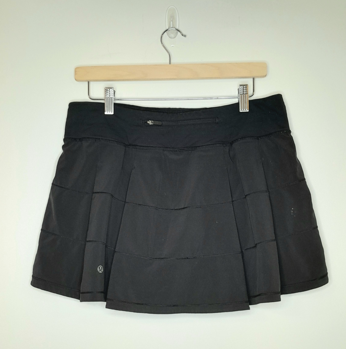 Lululemon Tennis Skort - Black (Size 8 US) #freecycle - photo 2